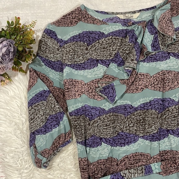 Tucker Silk Feather Patterned Ruffle Detail 3/4 Sleeve Dress - Picture 3 of 11